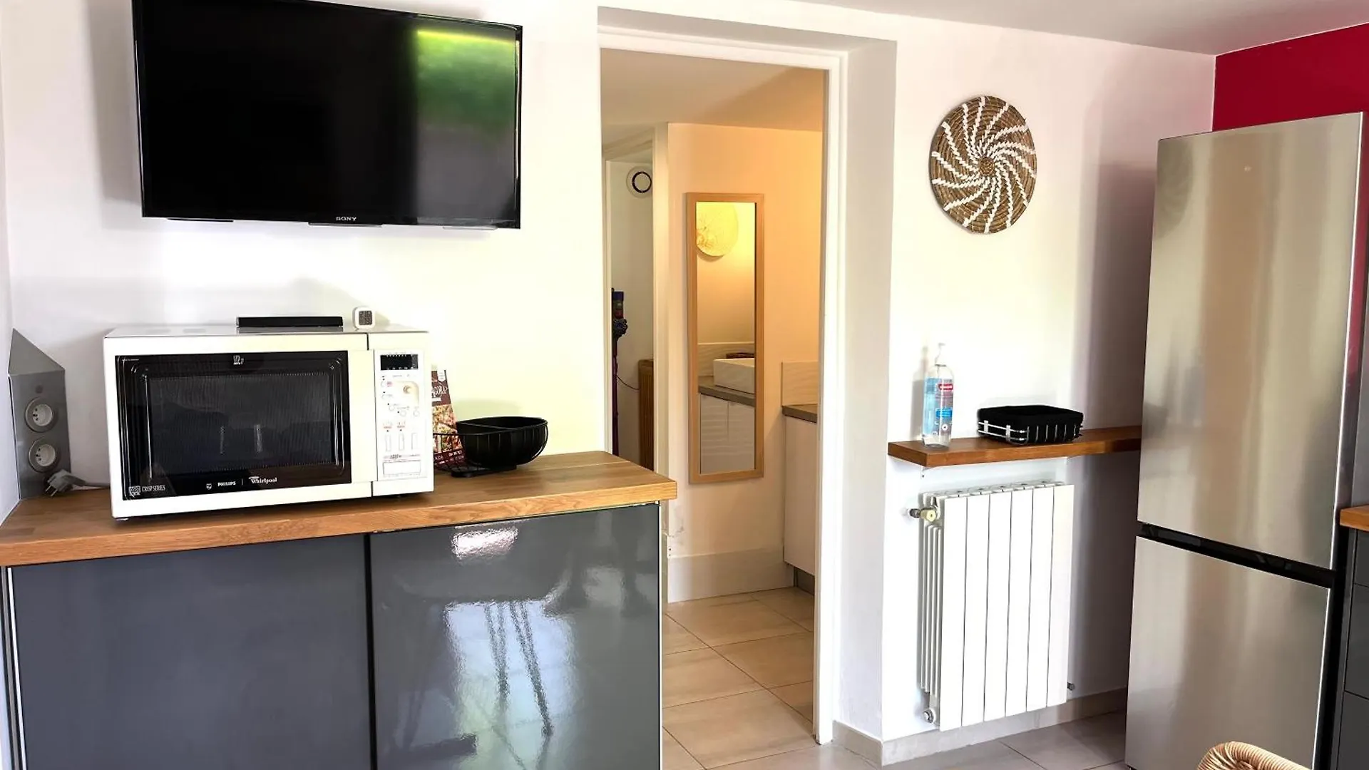 Apartment Appartement Deux Pieces Donnant Sur Un Jardin Antibes